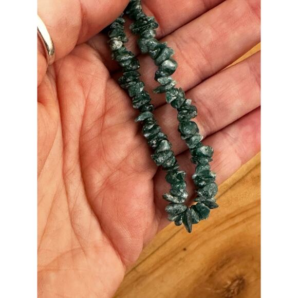 Green Moss Agate Gemstone Chip Necklace - Picture 6 of 6